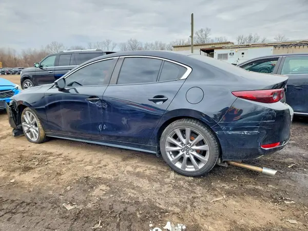 JM1BPBAM1K1132702 2019 MAZDA 3 - Image 2