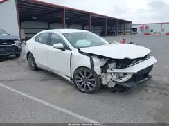 JM1BPBAM2K1139321 2019 MAZDA 3