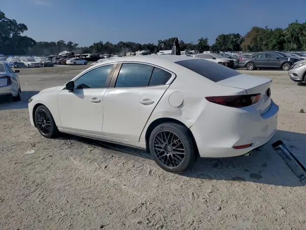 JM1BPBAM3K1118400 2019 MAZDA 3 - Image 2