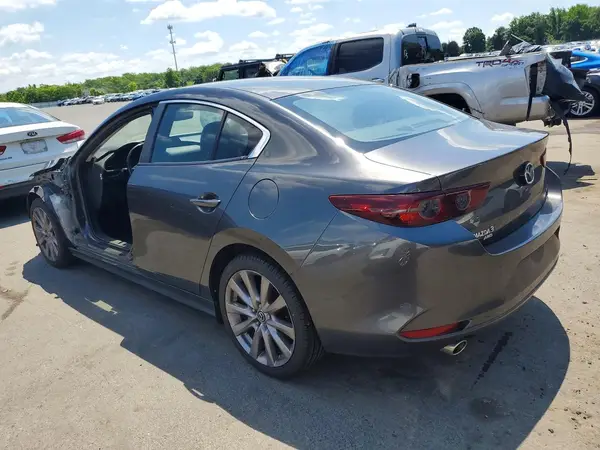 JM1BPBAM3K1120857 2019 MAZDA 3 - Image 2