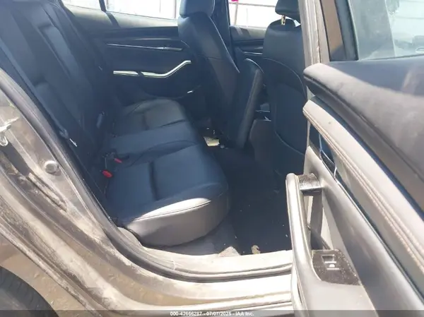 JM1BPBAM3K1140283 2019 MAZDA 3 - Image 8