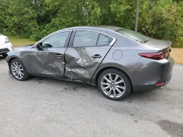 JM1BPBAM5K1118320 2019 MAZDA 3 - Image 2