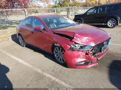 JM1BPBAM5K1132587 2019 MAZDA 3