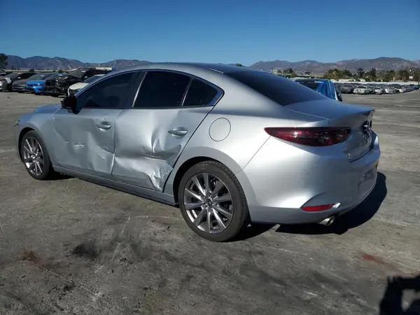 JM1BPBAM6K1131061 2019 MAZDA 3 - Image 2