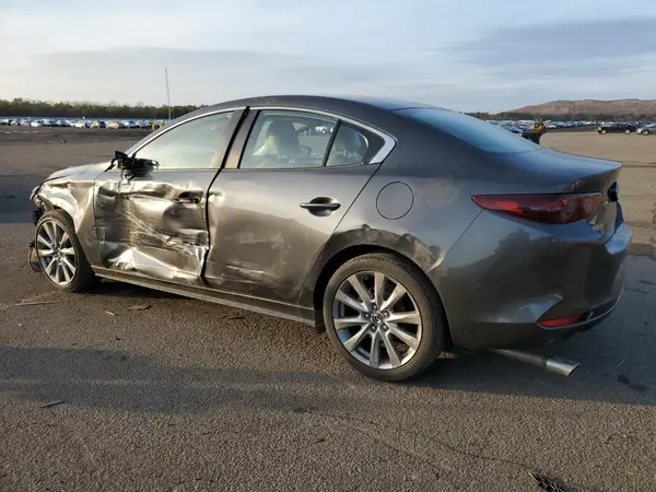 JM1BPBAM7K1120201 2019 MAZDA 3 - Image 2