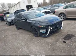 JM1BPBAY3M1331241 2021 MAZDA 3