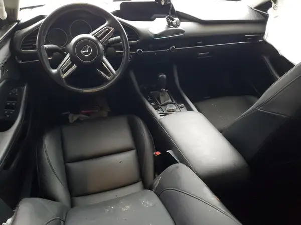 JM1BPBAY8M1324365 2021 MAZDA 3 - Image 8