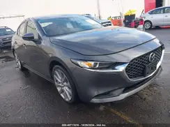 JM1BPBBL8M1305625 2021 MAZDA 3