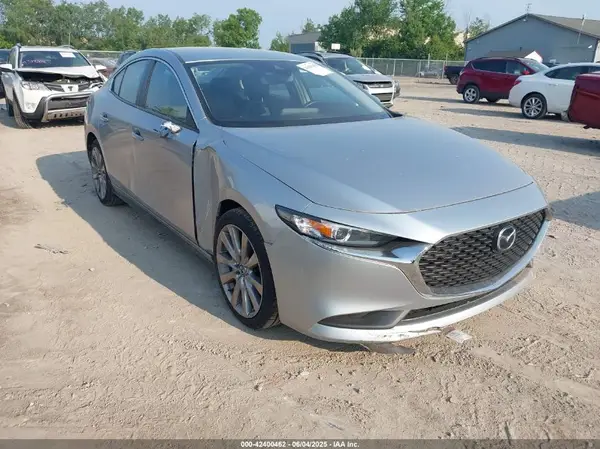 JM1BPBBL8M1335644 2021 MAZDA 3 - Image 1