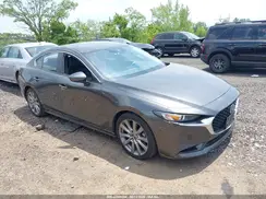 JM1BPBCL2M1336013 2021 MAZDA 3