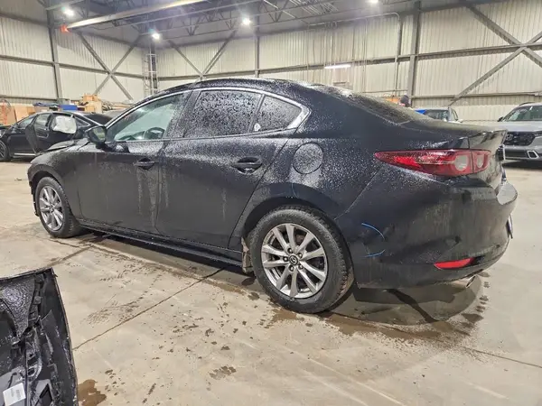 JM1BPBCM0K1115855 2019 MAZDA 3 - Image 2