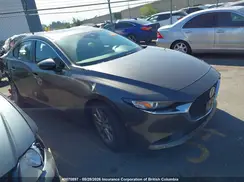JM1BPBCM0K1121087 2019 MAZDA 3