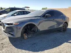 JM1BPBCM0S1768413 2025 MAZDA 3
