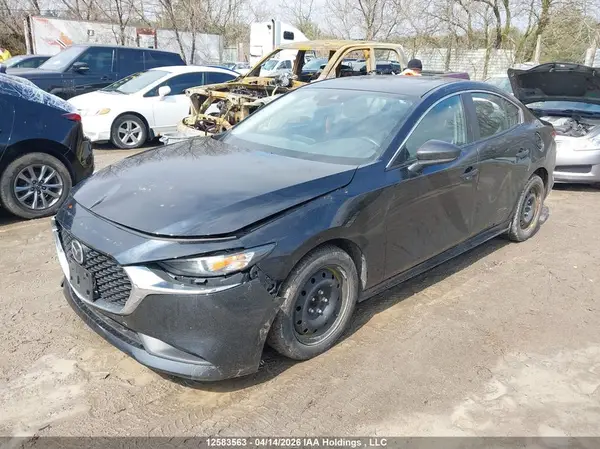 JM1BPBCM1K1144068 2019 MAZDA 3 - Image 2