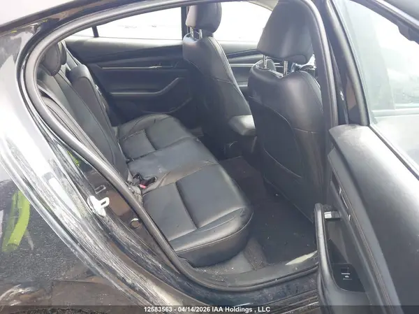 JM1BPBCM1K1144068 2019 MAZDA 3 - Image 8