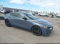 JM1BPBCM1S1784572 2025 MAZDA 3