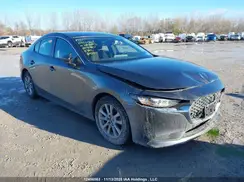 JM1BPBCM4K1141827 2019 MAZDA 3