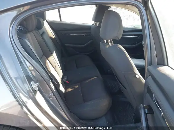 JM1BPBCM4K1141827 2019 MAZDA 3 - Image 8