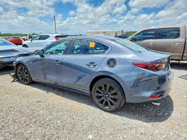 JM1BPBCM5S1774787 2025 MAZDA 3 - Image 2
