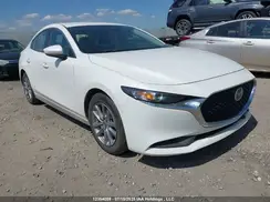 JM1BPBCM7K1137805 2019 MAZDA 3