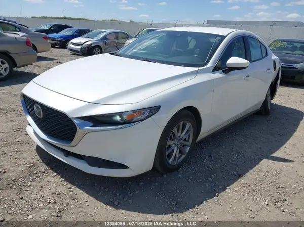 JM1BPBCM7K1137805 2019 MAZDA 3 - Image 2