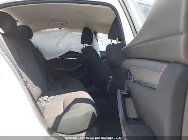 JM1BPBCM7K1137805 2019 MAZDA 3 - Image 8