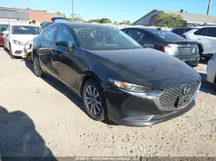 JM1BPBCM8R1716957 2024 MAZDA 3