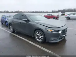JM1BPBCMXK1126734 2019 MAZDA 3