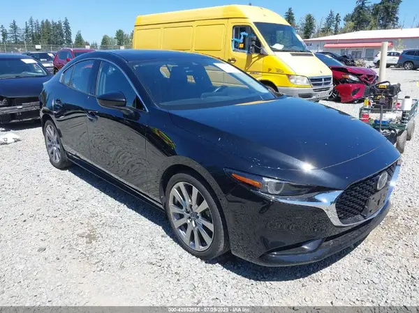 JM1BPBDLXM1326781 2021 MAZDA 3 - Image 1