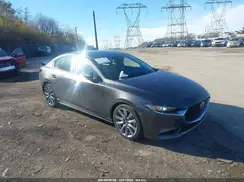 JM1BPBDM2K1119968 2019 MAZDA 3