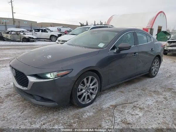 JM1BPBDM8R1706962 2024 MAZDA 3 - Image 2