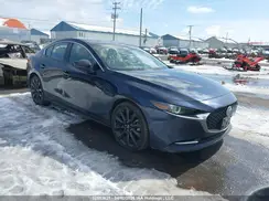 JM1BPBDY3R1658399 2024 MAZDA 3