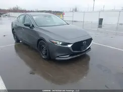 JM1BPBDY8M1349407 2021 MAZDA 3