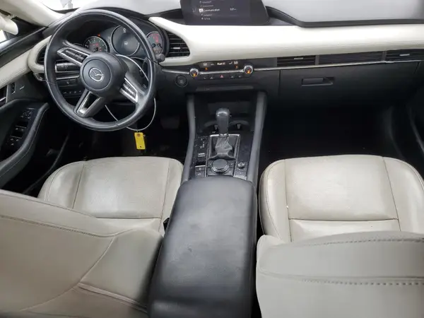 JM1BPBEM1L1167011 2020 MAZDA 3 - Image 8