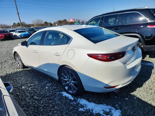 JM1BPBEM2K1131827 2019 MAZDA 3 - Image 2