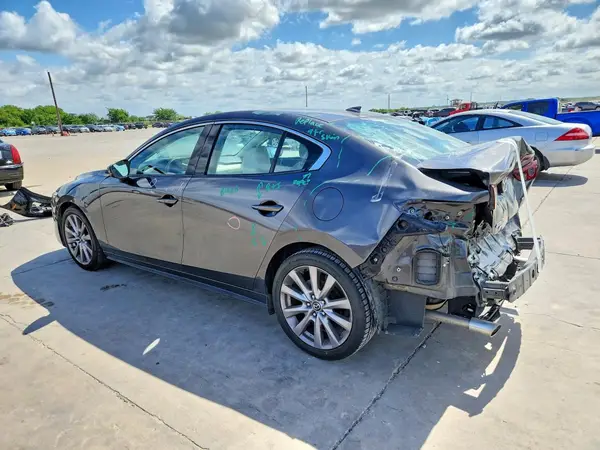 JM1BPBEM7K1132505 2019 MAZDA 3 - Image 2