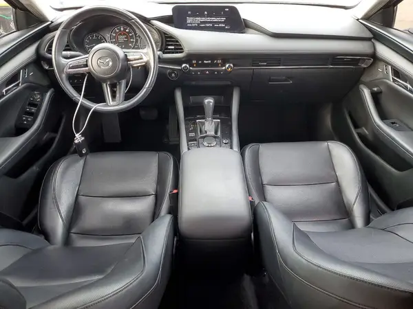JM1BPBEM8K1120041 2019 MAZDA 3 - Image 8