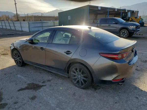 JM1BPBEY0M1309725 2021 MAZDA 3 - Image 2