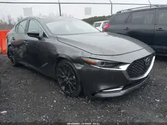 JM1BPBEY5M1331915 2021 MAZDA 3