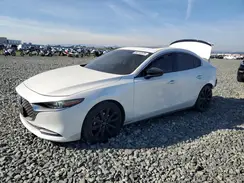 JM1BPBEY6M1312953 2021 MAZDA 3