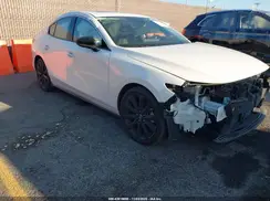 JM1BPBEY9M1323753 2021 MAZDA 3