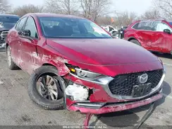 JM1BPBEYXM1316925 2021 MAZDA 3