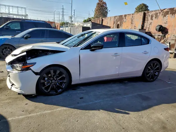 JM1BPBEYXM1318447 2021 MAZDA 3 - Image 1