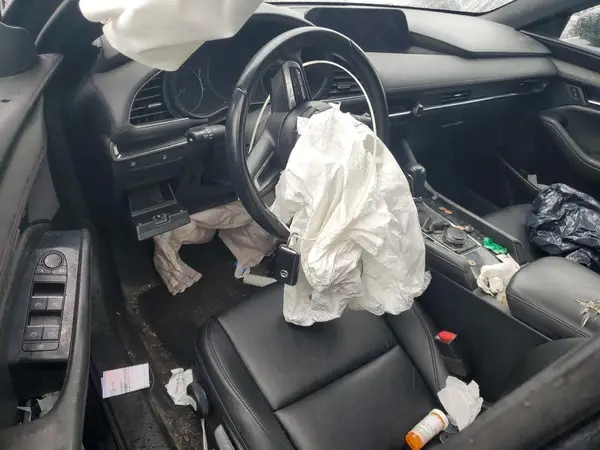 JM1BPBJM0K1139933 2019 MAZDA 3 - Image 8