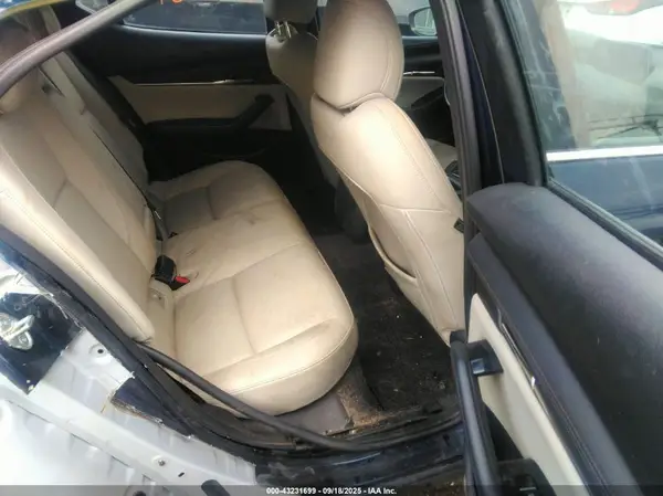 JM1BPBJM2K1128853 2019 MAZDA 3 - Image 8