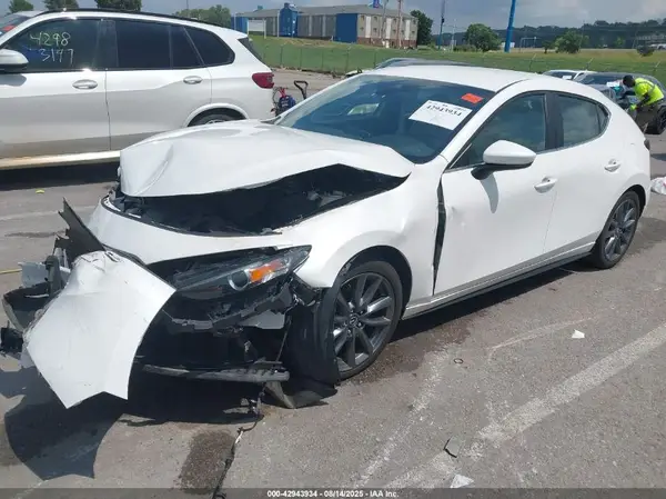 JM1BPBJM3K1124200 2019 MAZDA 3 - Image 2