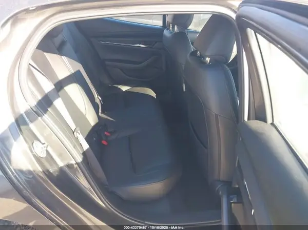 JM1BPBJM5K1134209 2019 MAZDA 3 - Image 8