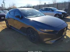 JM1BPBJY3M1333555 2021 MAZDA 3