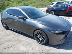JM1BPBJY3M1402180 2021 MAZDA 3