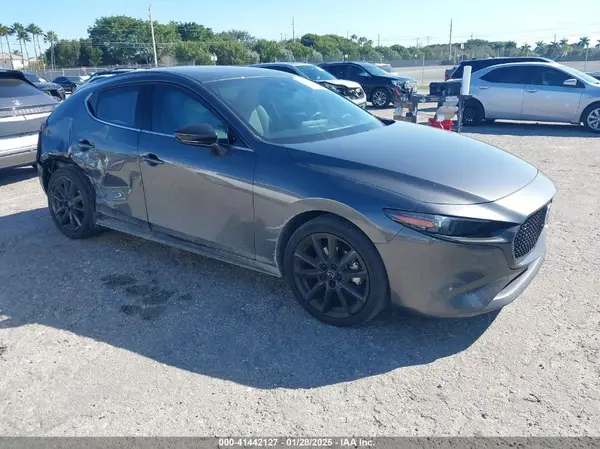 JM1BPBJY6P1615063 2023 MAZDA 3 - Image 1